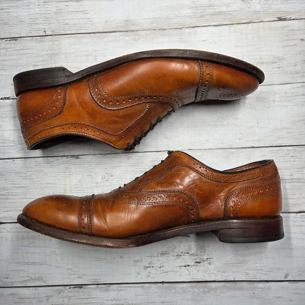 Allen Edmonds Strand Cap Toe Oxford Walnut Leather Mens 10 3E Brogue Damaged
